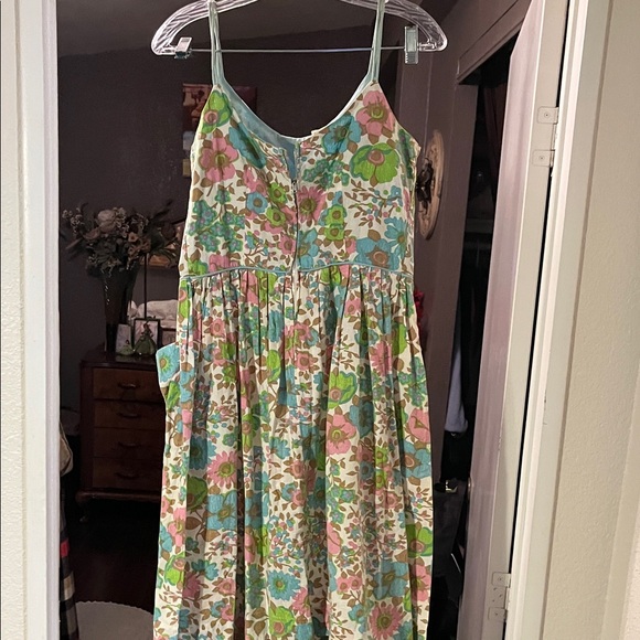 Floral vintage Sundress with Pockets - Picture 5 of 5